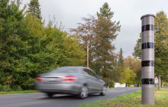 Aplicativos para você nunca mais levar multa de transito