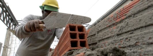 Como Atrair Clientes de Pedreiro Sem Sair de Casa